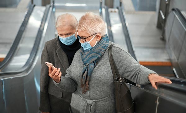 Voice prompt --- application of escalator safety reminder